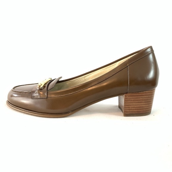 Michael Kors patent leather round toe loafers 7 M - Picture 8 of 15